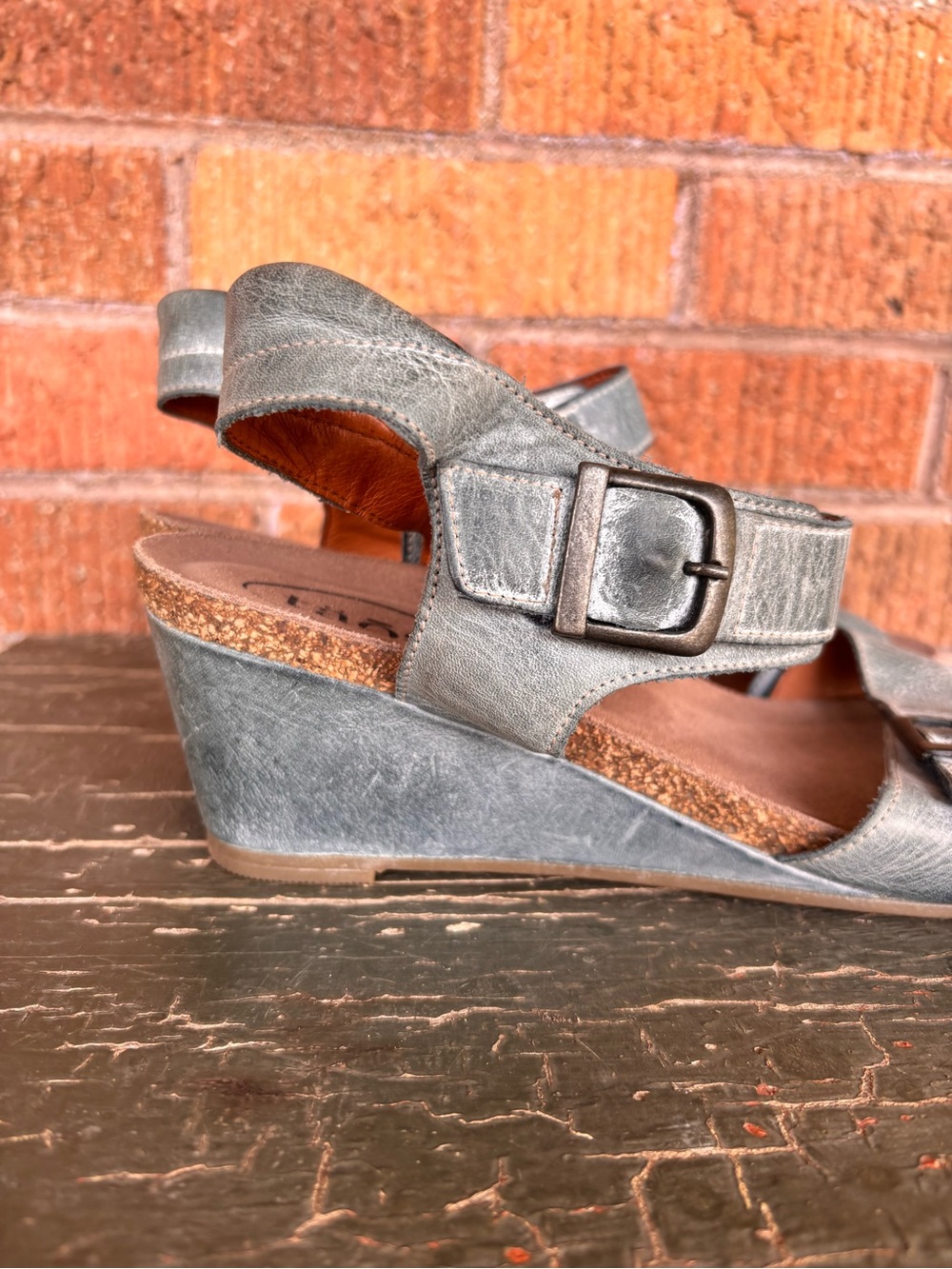 Taos Buckle Up Leather Ankle Strap Wedge Sandals Graphite Gray Sz 42 (US 11) - Picture 7 of 9
